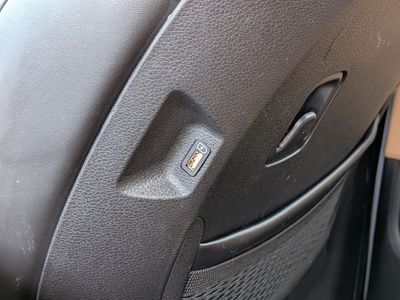 2022 Kia Carnival - Photo 17
