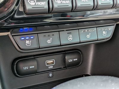 2020 Kia Sportage - Photo 29