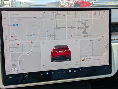 2022 Tesla Model X - Photo 30