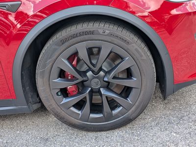 2022 Tesla Model X - Photo 11