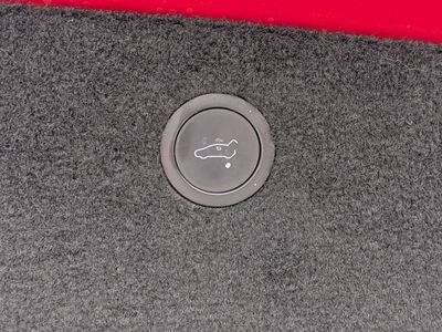 2022 Tesla Model X - Photo 14