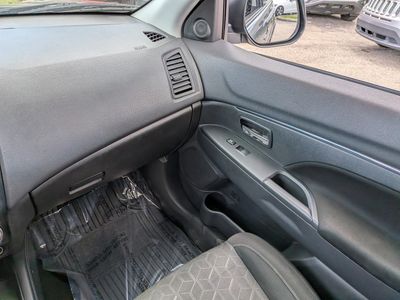 2021 Mitsubishi Outlander Sport — photo 17 view