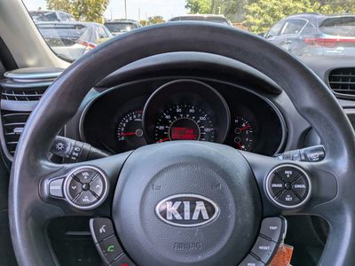 2015 Kia Soul - Photo 24