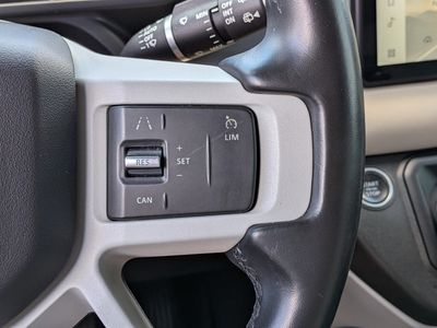 2023 Land Rover Defender - Photo 25
