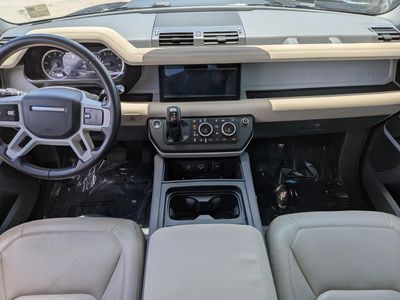 2023 Land Rover Defender - Photo 16