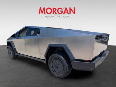 2025 Tesla Cybertruck - Photo 6