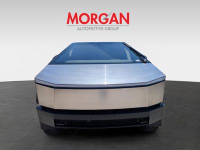 2025 Tesla Cybertruck - Photo 9