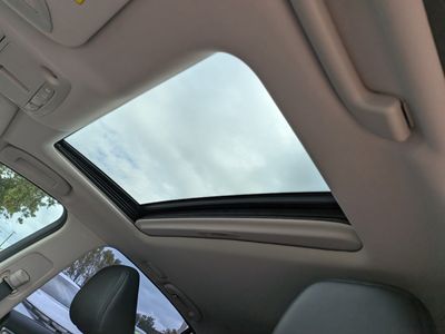 2016 INFINITI Q50 - Photo 21