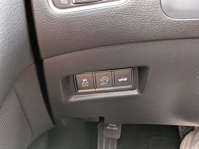 2016 INFINITI Q50 - Photo 23