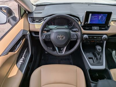 2024 Toyota RAV4 - Photo 16