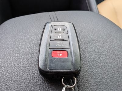 2024 Toyota RAV4 - Photo 34