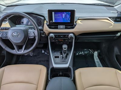 2024 Toyota RAV4 - Photo 15