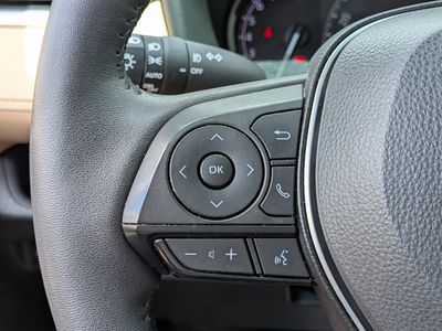 2024 Toyota RAV4 - Photo 24