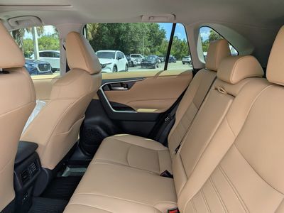 2024 Toyota RAV4 - Photo 13