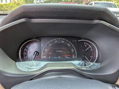 2024 Toyota RAV4 - Photo 27
