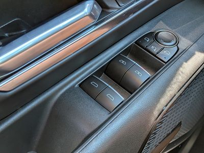 2026 Chevrolet Silverado EV - Photo 22