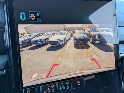2025 GMC Yukon - Photo 30