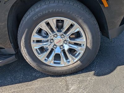 2025 GMC Yukon - Photo 11