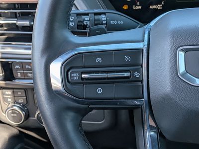 2025 GMC Yukon - Photo 22