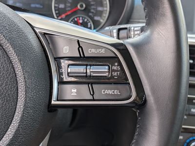 2020 Kia Optima - Photo 25