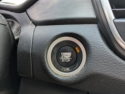 2017 Chrysler 200 - Photo 28