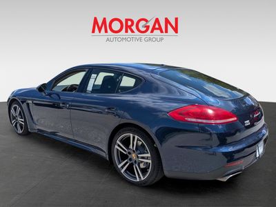 2015 Porsche Panamera - Photo 6