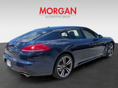 2015 Porsche Panamera - Photo 4