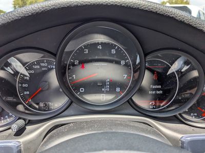 2015 Porsche Panamera - Photo 26