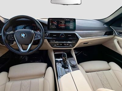 2023 BMW 5 Series - Photo 16