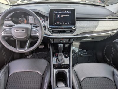2022 Jeep Compass - Photo 16