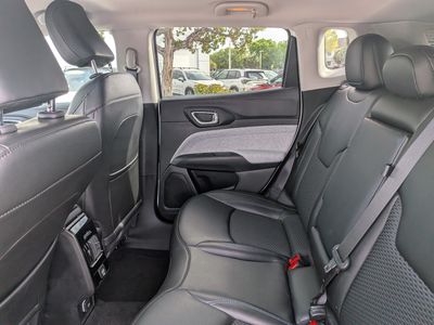 2022 Jeep Compass - Photo 14
