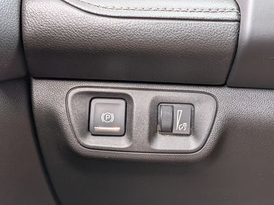 2017 GMC Acadia - Photo 24