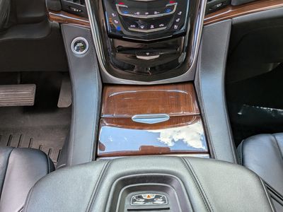 2019 Cadillac Escalade - Photo 21