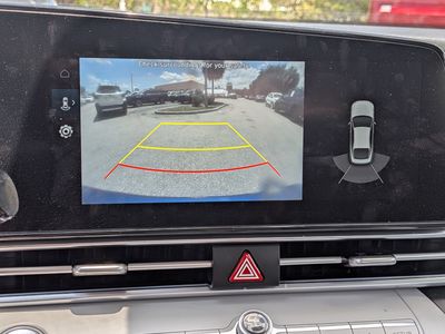 2023 Hyundai Elantra - Photo 32