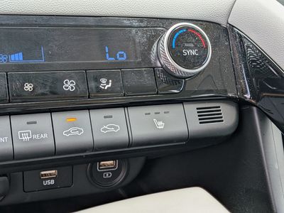 2023 Hyundai Elantra - Photo 31
