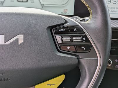 2023 Kia EV6 — photo 26 view
