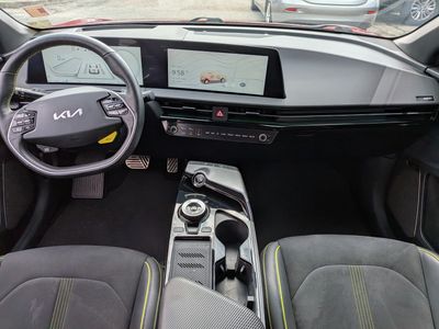 2023 Kia EV6 — photo 17 view