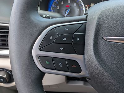 2024 Chrysler Pacifica - Photo 27