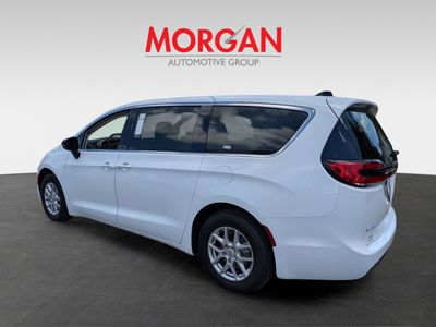2024 Chrysler Pacifica - Photo 6