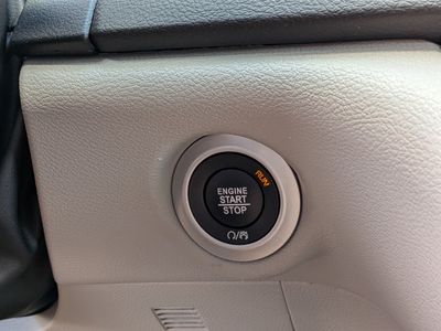 2024 Chrysler Pacifica - Photo 32