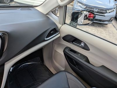 2024 Chrysler Pacifica - Photo 20