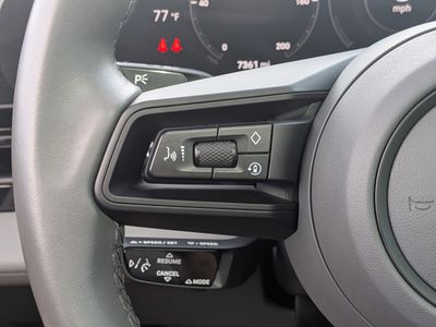 2023 Porsche Taycan - Photo 24