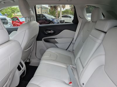 2019 Jeep Cherokee - Photo 14