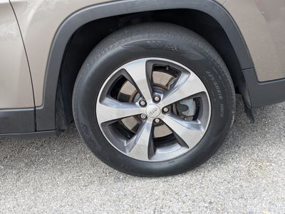 2019 Jeep Cherokee - Photo 11