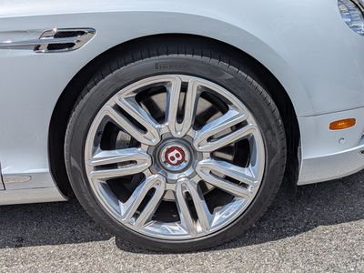 2016 Bentley Continental GT - Photo 11