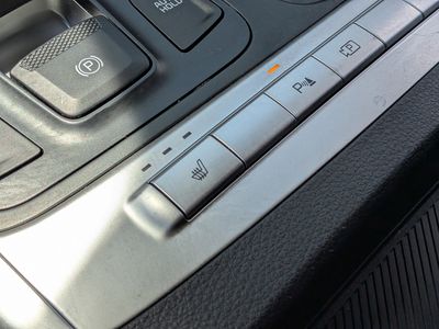2025 Kia Carnival - Photo 34