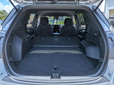 2025 GMC Terrain - Photo 13