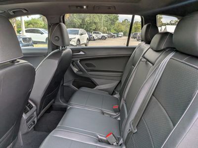 2021 Volkswagen Tiguan - Photo 14