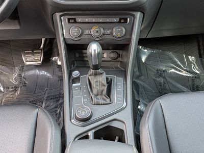 2021 Volkswagen Tiguan - Photo 20