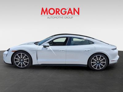 2022 Porsche Taycan - Photo 7